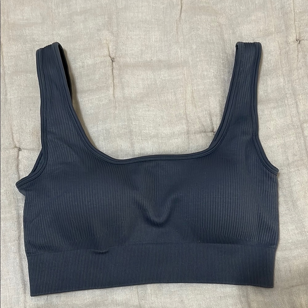 padded ribbed sports bra